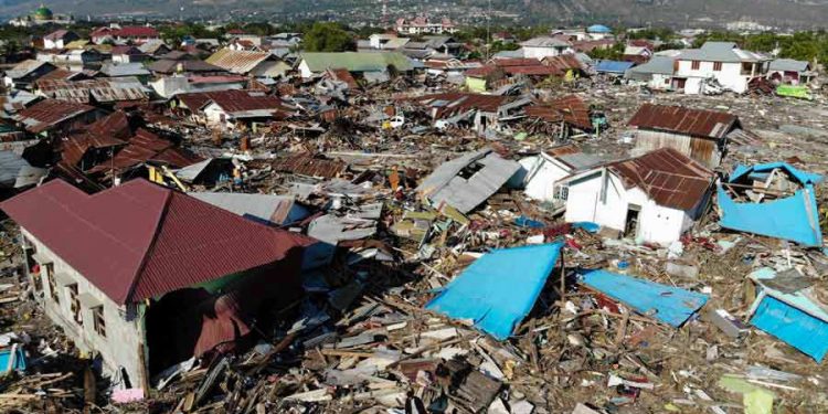 Reactivación de falla sísmica y problemas con la alerta de tsunami explican devastador terremoto y tsunami de Indonesia   