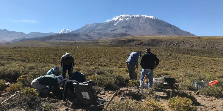 Científicos observarán volcanes activos en Chile con imágenes satelitales en tiempo real