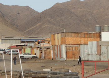 Entrega informe «Cooperación Técnica. Plan de mitigación de riesgos Campamento Aurora Esperanza de Antofagasta»