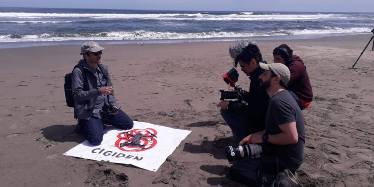 Serie documental de TV explora en la vida y trabajo científico de 10 investigadores en Chile