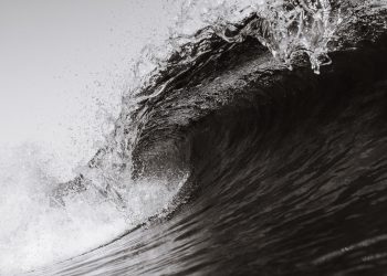 Oceanógrafo e investigador CIGIDEN desarrolla modelo de estimación de tsunamis inspirado en evento de Iquique de 2014