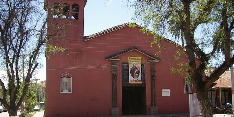 Investigación analizó vulnerabilidad sísmica de estructuras coloniales de tierra reforzadas con elementos tradicionales de madera