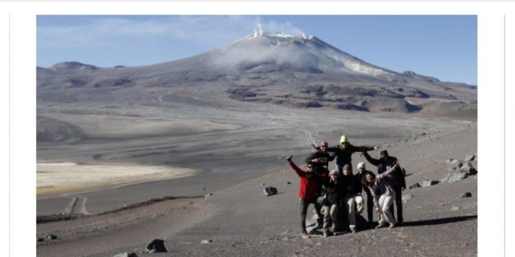 El Reportero: Investigadores latinoamericanos se capacitan en uso de plataforma de monitoreo satelital de volcanes creada por científicos chilenos