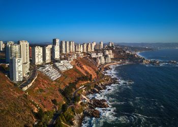 Experta advierte que los procesos rápidos de transformación de la costa chilena aumentan el riesgo de desastre