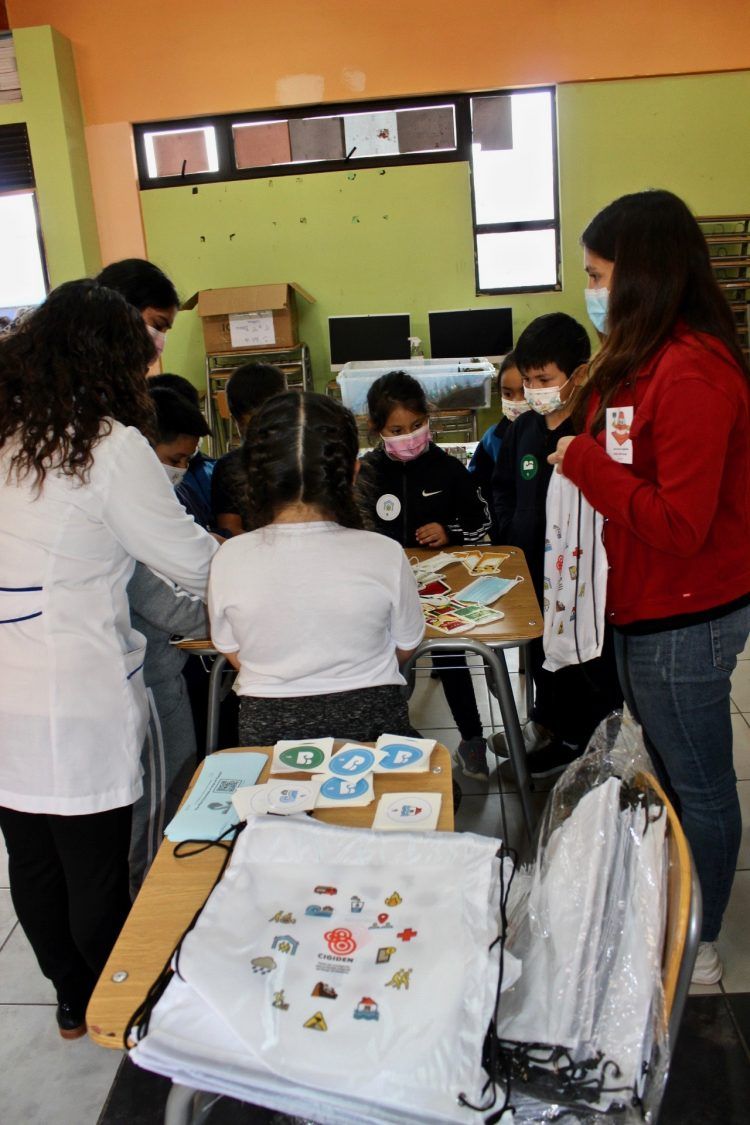 Feria de seguridad en Cartagena permite a la comunidad escolar conocer sobre las amenazas naturales más frecuentes en la costa