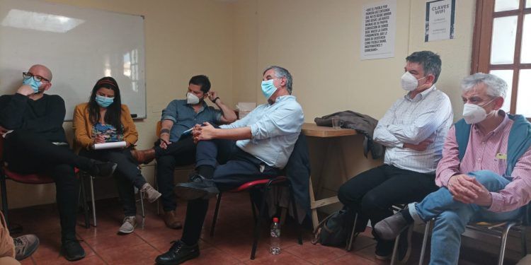 Los desafíos de ciencia, tecnología e innovación fueron abordados por los centros FONDAP y el candidato Gabriel Boric