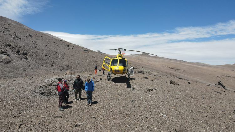 Científicos realizan sobrevuelo para estudiar las multiamenazas en la cuenca del Río Maipo