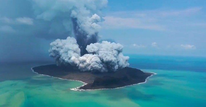 ¿Qué pasó en el volcán Hunga Tonga – Hunga Haa’pai ubicado en el Pacífico Oriental?