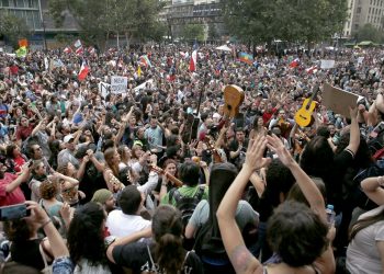 Libro colectivo aborda las nuevas experiencias de participación en Chile post estallido social