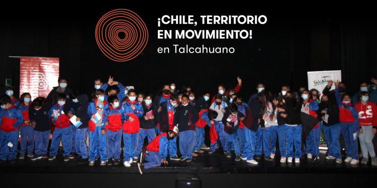Más de 200 personas visitaron la muestra ¡Chile, territorio en movimiento! en la ciudad de Talcahuano