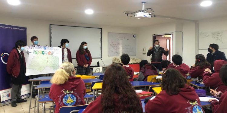 Felipe Aron: “Nuestra relación con la naturaleza es frágil y por eso la educación sobre desastres es crucial”