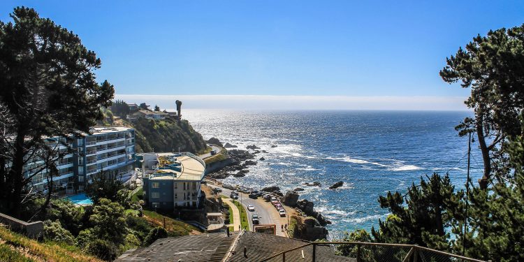 SIMONA Costa: el nuevo desafío científico para el diagnóstico de playas y humedales en Chile