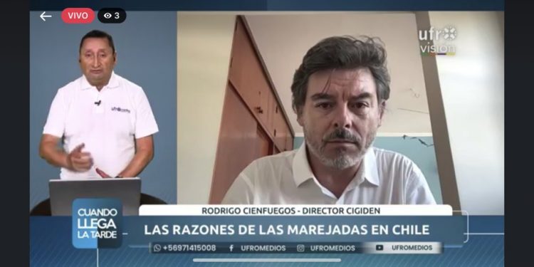 UFRO Medios | Director de CIGIDEN, Rodrigo Cienfuegos, hablando de marejadas y el proyecto SIMONA Costa