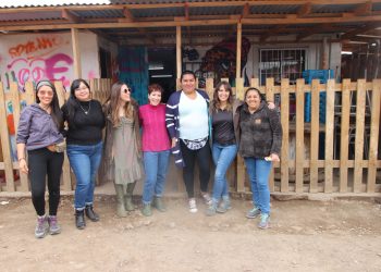 Las mujeres son uno de los grupos más vulnerables al riesgo de desastres en Chile 