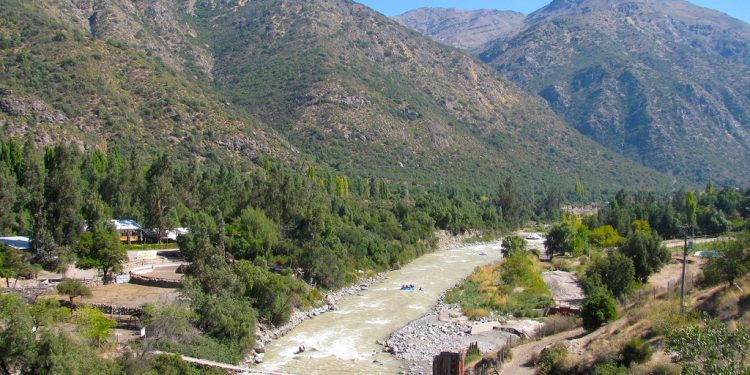 Lanzan nueva aplicación para monitoreo de riesgos e impactos ambientales en la cuenca del Río Maipo