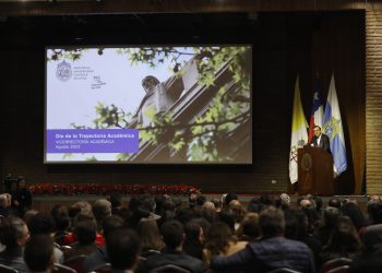 Investigadores CIGIDEN fueron reconocidos por su trayectoria académica en la UC