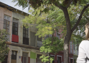 Experta CIGIDEN-UNAB lidera un nuevo método para la reducción del riesgo de incendios en el Barrio Yungay 