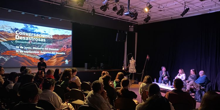 Paula Aguirre: “La crisis climática no hará que la Tierra desaparezca, pero cambia las condiciones para subsistir”