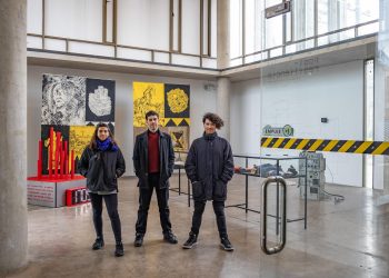 Exposición de arte aborda qué significa la “resiliencia” ante desastres