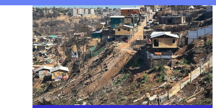 El Desconcierto | Derrumbes y aluviones amenazan mitad de los suelos incendiados en Viña, advierten académicos